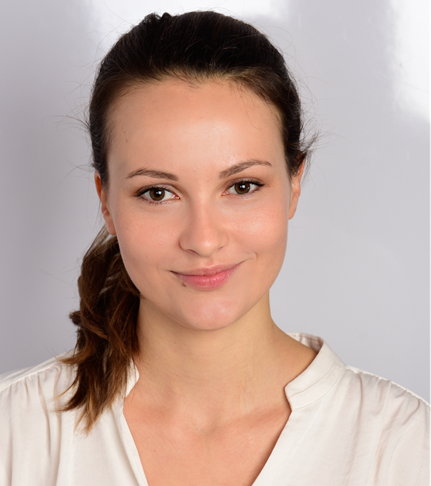 Stella Schmotz